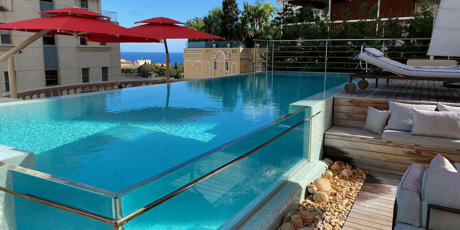 rooftop-renovation-design-monaco--huskoncept-slide-project